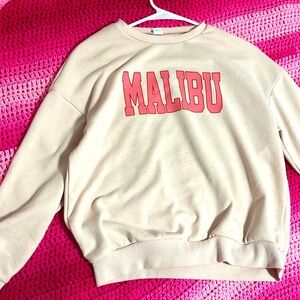 Sweatshirt.   Brand: shien.   Size 11-12y    Color:pink